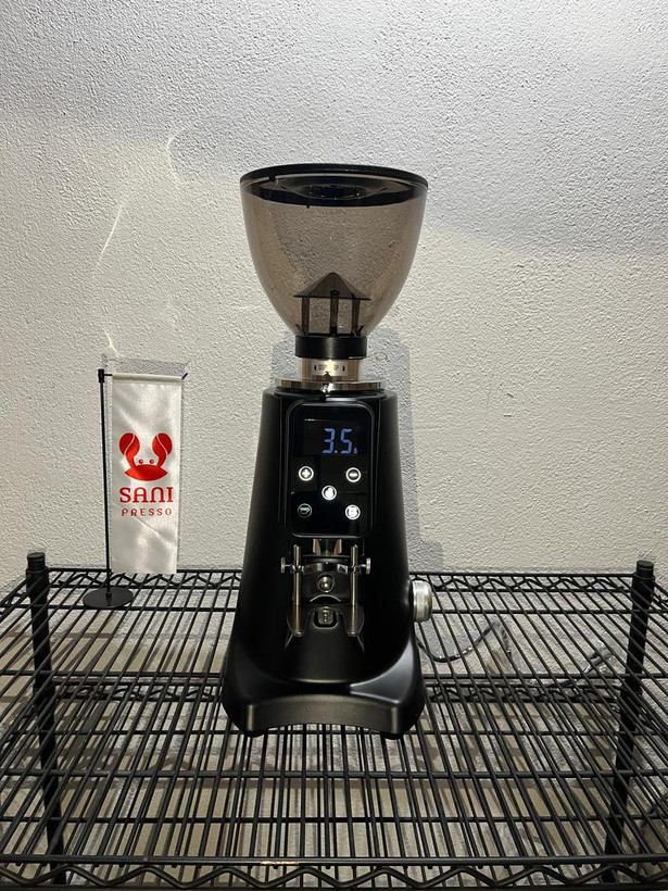 آسیاب قهوه گرایندر AF68 برند یونیک لایف