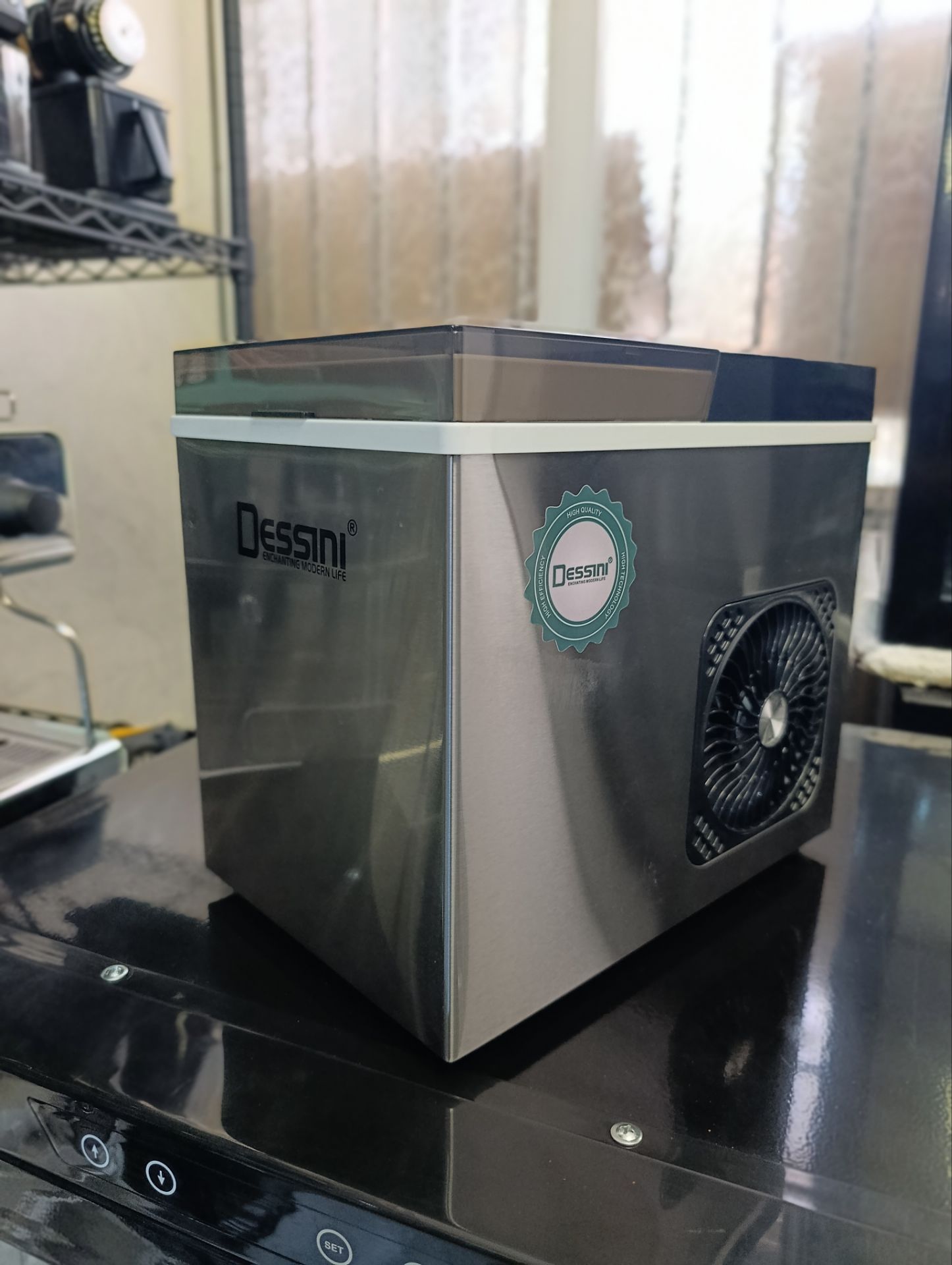 یخساز 12 کیلویی دسینی مدل kd-1700